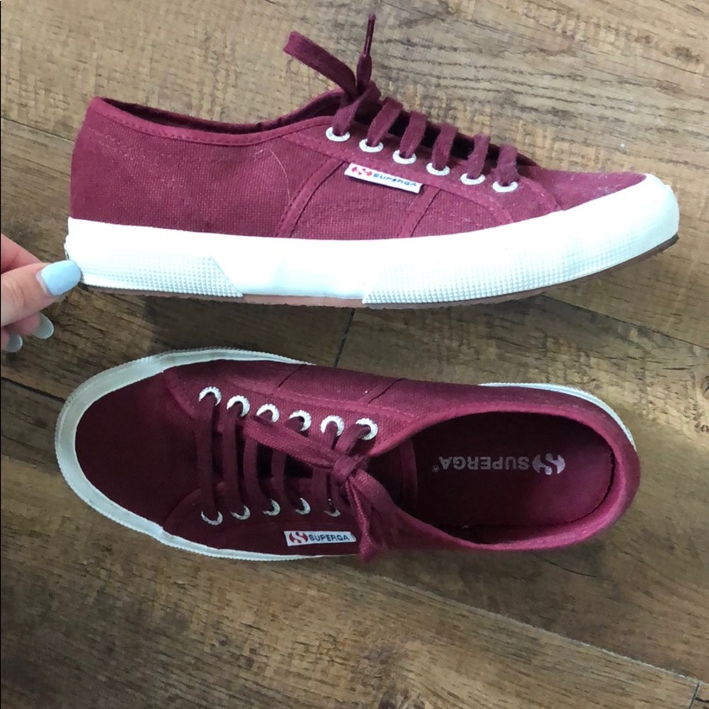Raspberry Superga classic sneakers